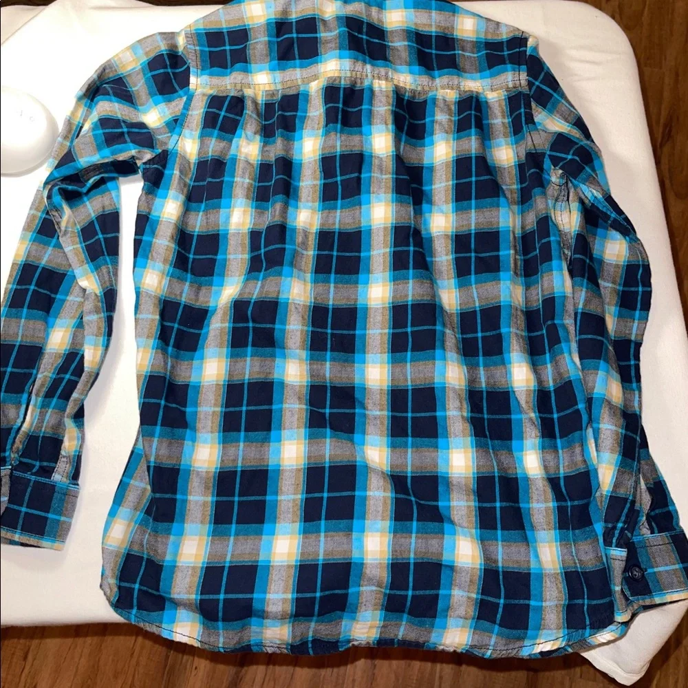 Long Sleeve Button Down Shirt‎ Kids Place size XL